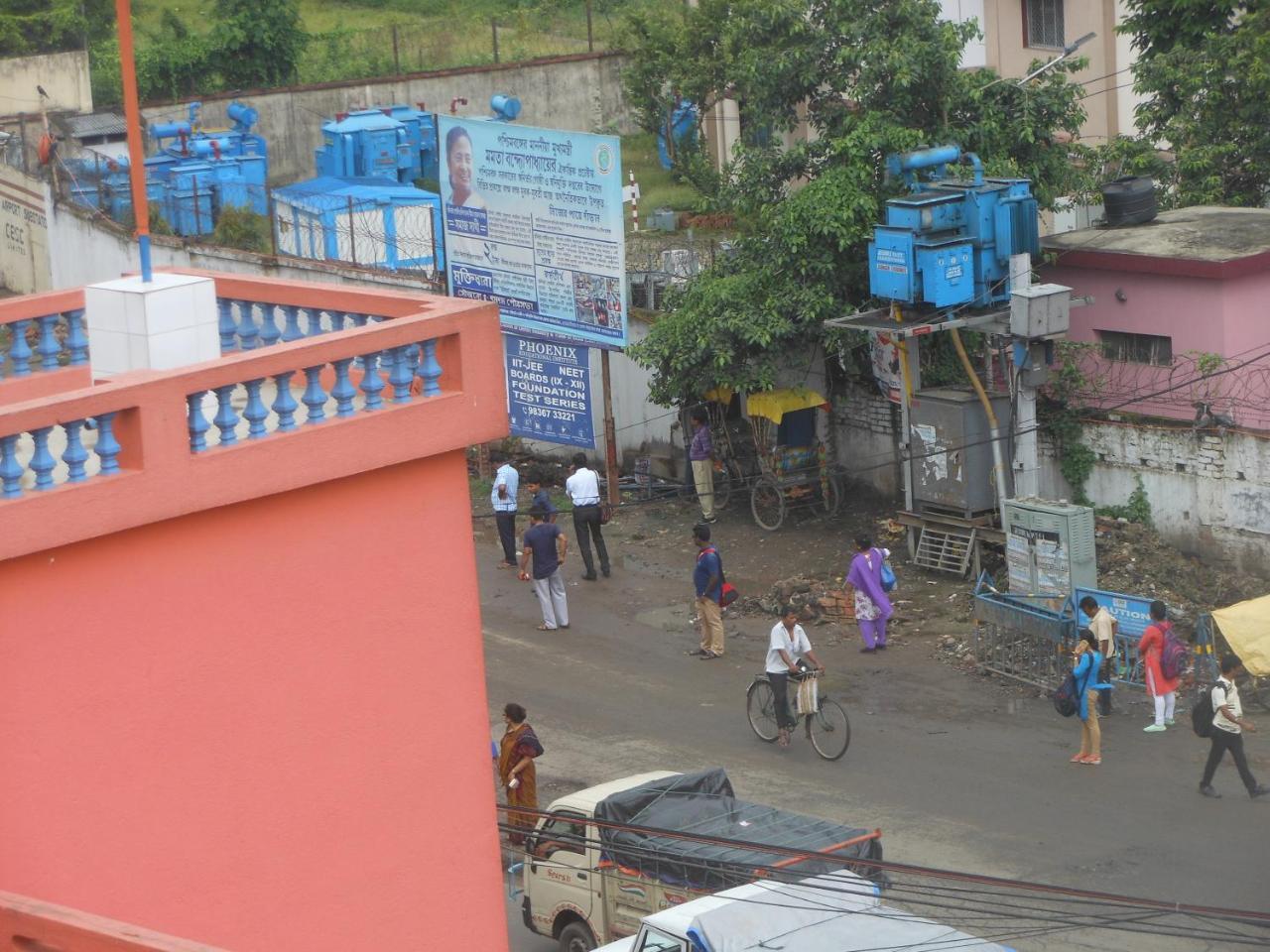 Hotel Royale Calcutta Buitenkant foto